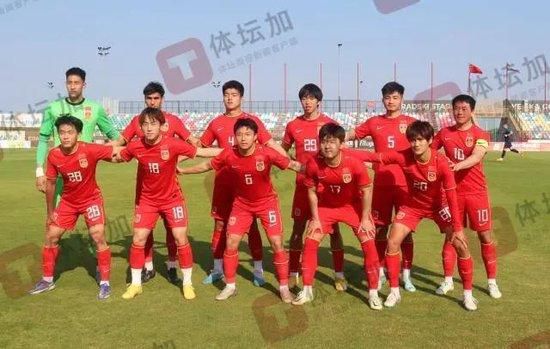 教育很深的男人